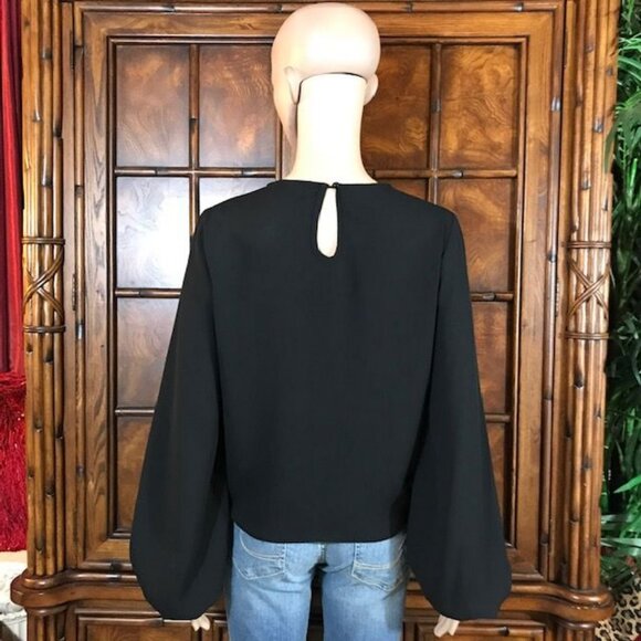 NWOT Black Tie Front Blouson Sleeve Keyhole Neck Top - Picture 3 of 8